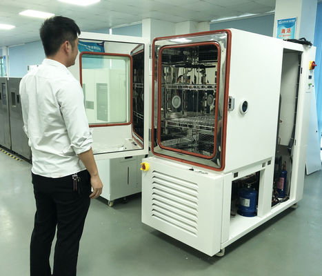 Chambre de recyclage de température programmable LIYI IEC60068 5-15℃/min 3 phases 380V